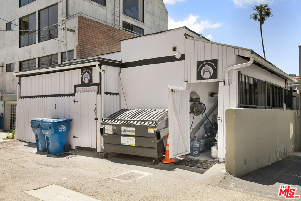 116 Washington Boulevard Property Photo 23