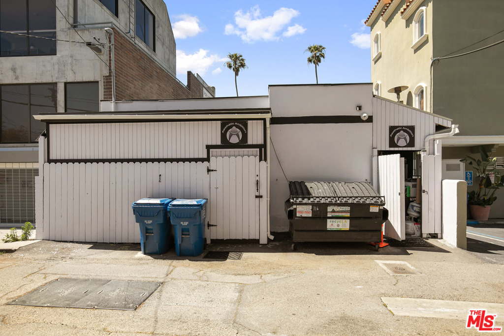116 Washington Boulevard Property Photo 24