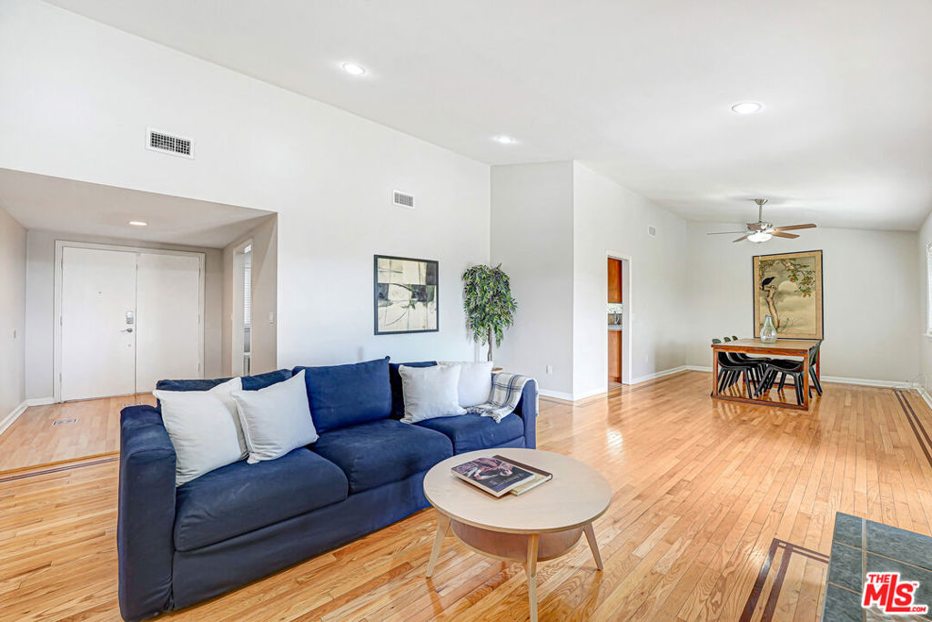 24648 Eilat Street Property Photo 18