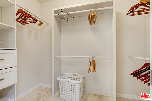 24648 Eilat Street Property Photo 20