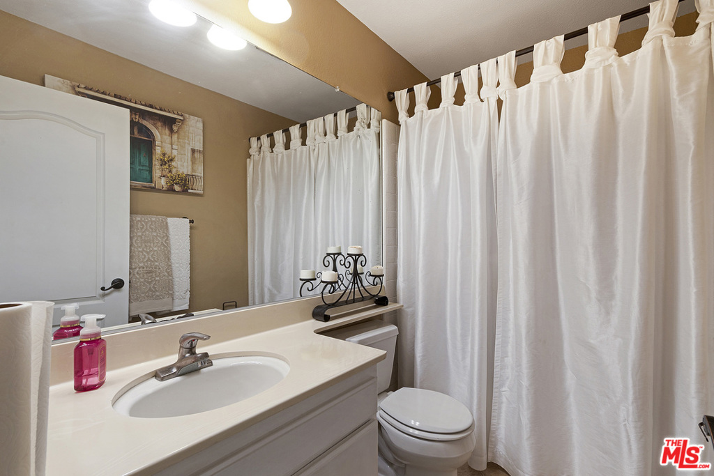 1637 Aspen Village Way Property Photo 10