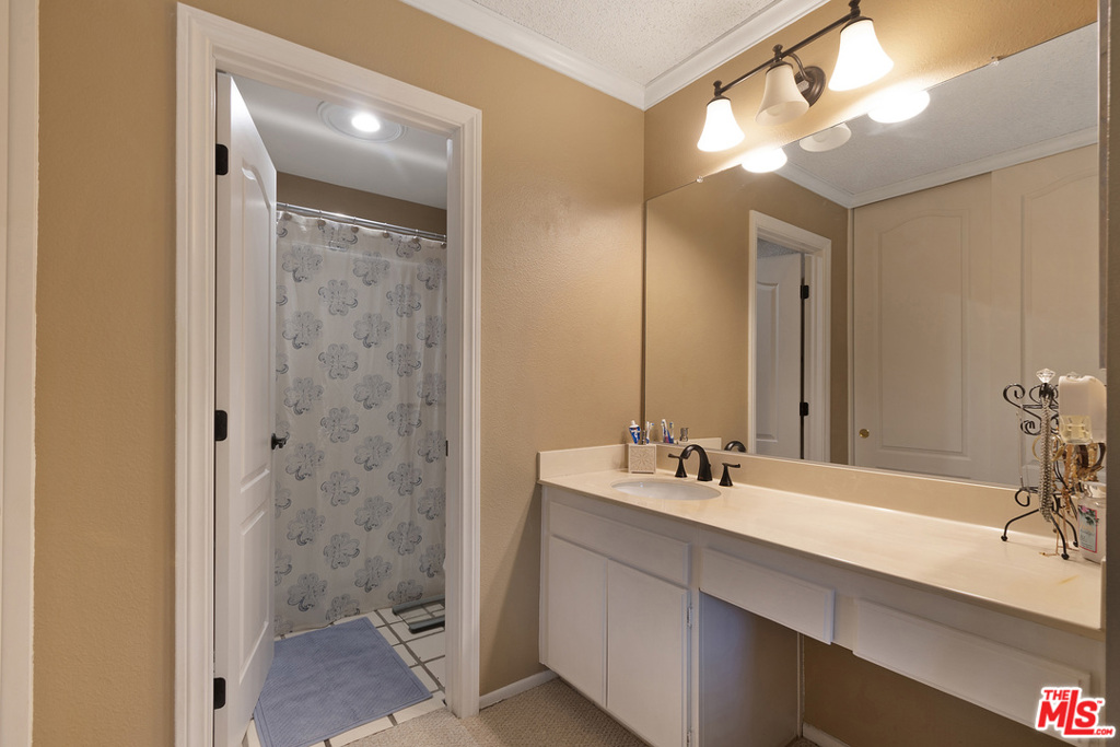 1637 Aspen Village Way Property Photo 13
