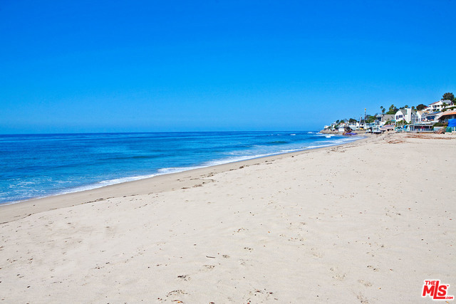 23754 Malibu Road Property Photo 4