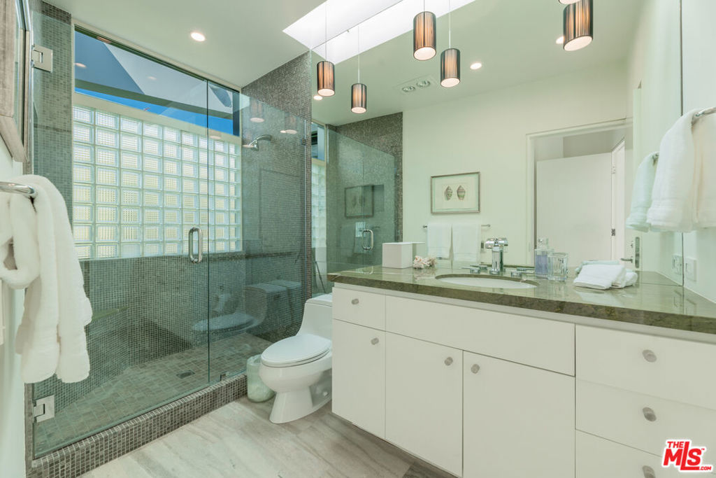 23754 Malibu Road Property Photo 31