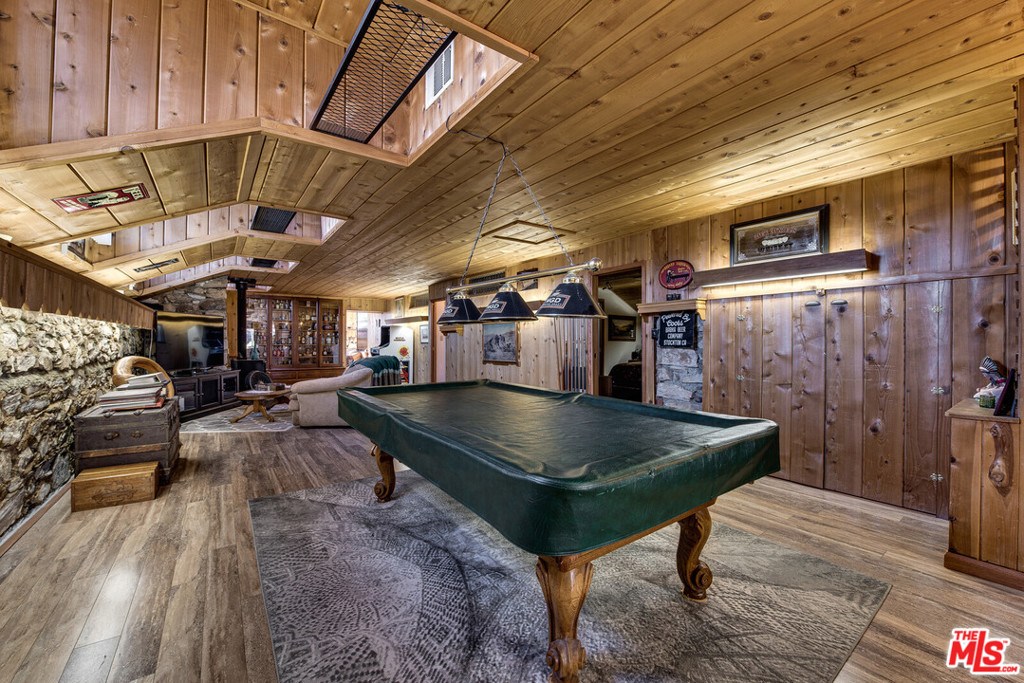 476 Main Property Photo 30