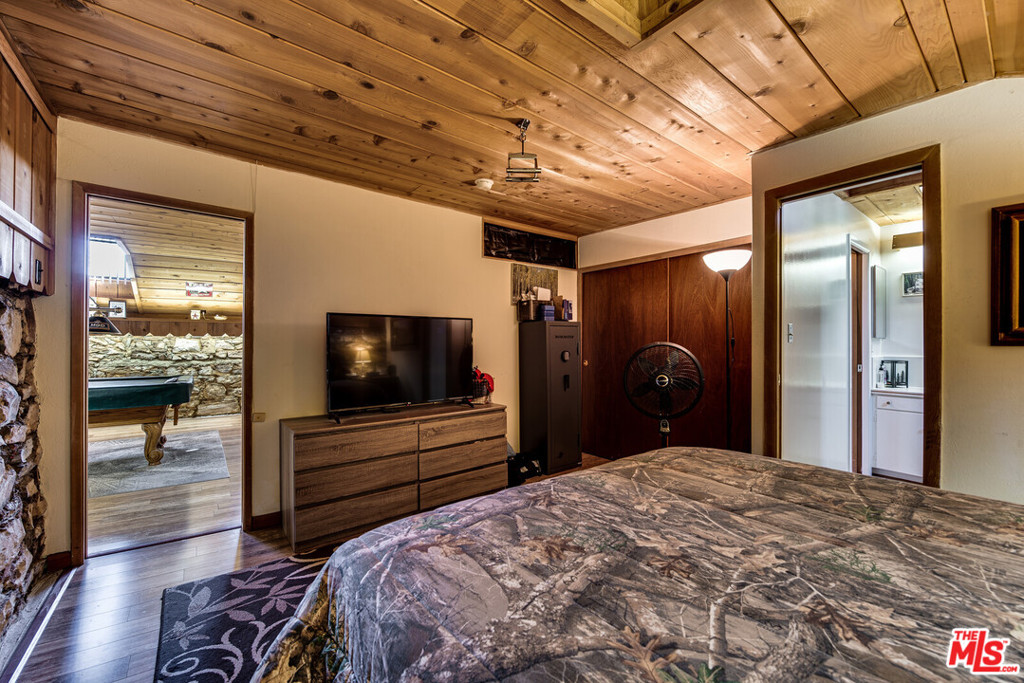 476 Main Property Photo 38