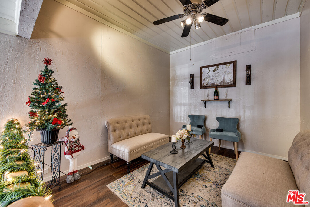 476 Main Property Photo 40