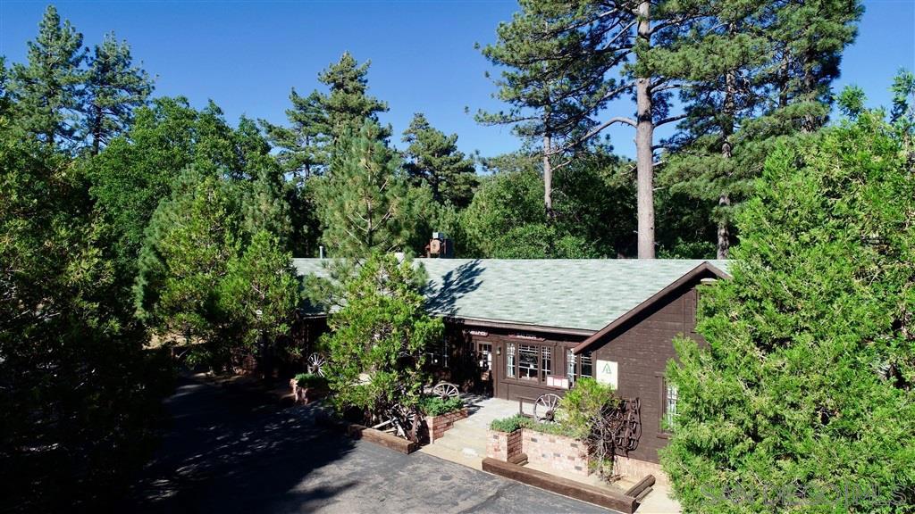 10600 Sunrise Highway Property Photo 5