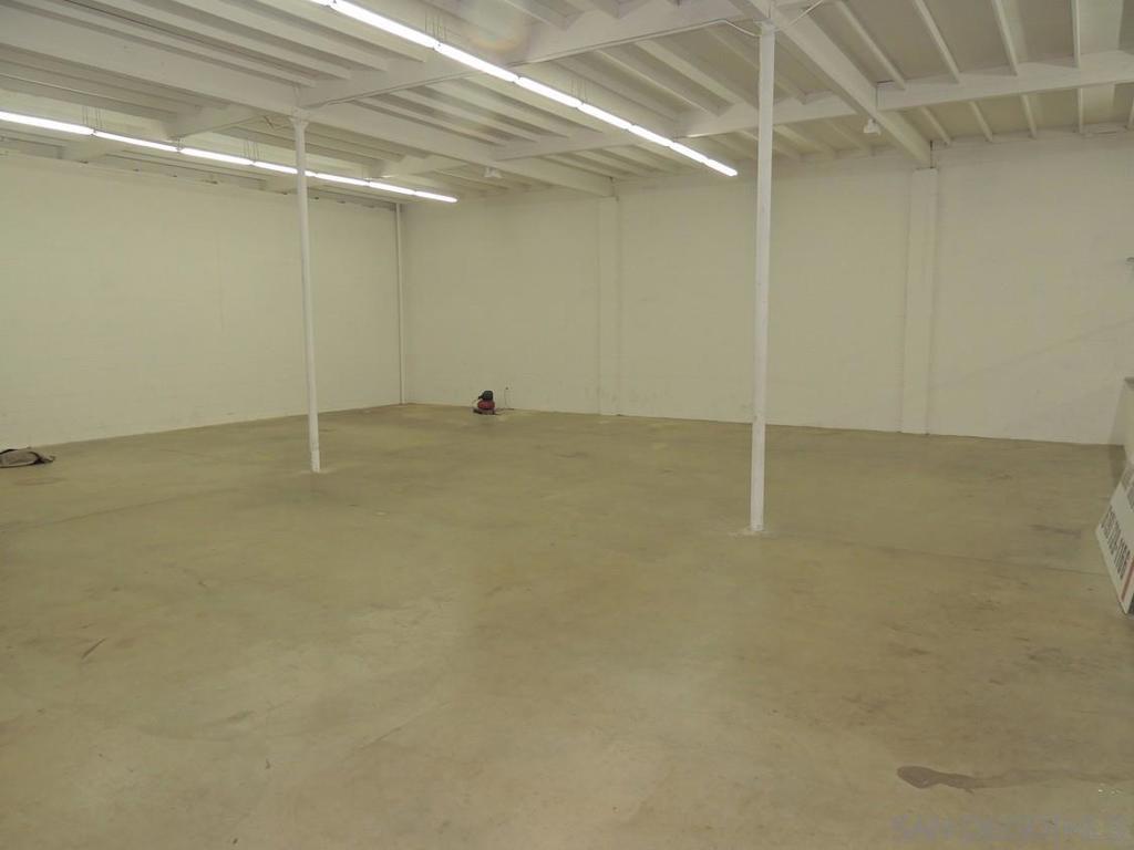 706 A Ave Property Photo 6