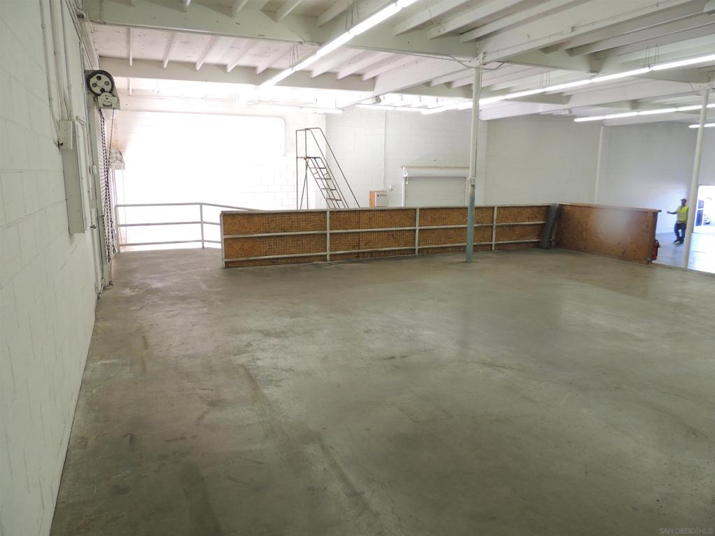 706 A Ave Property Photo 10