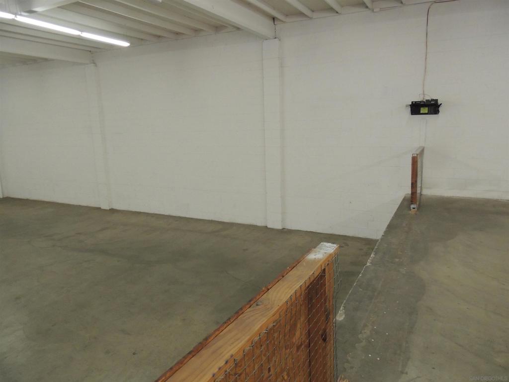 706 A Ave Property Photo 11