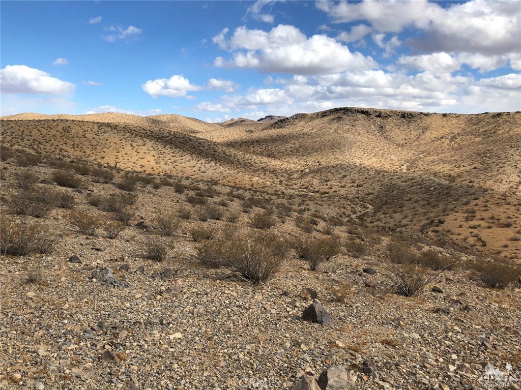 Cal Electric Road Property Photo 10