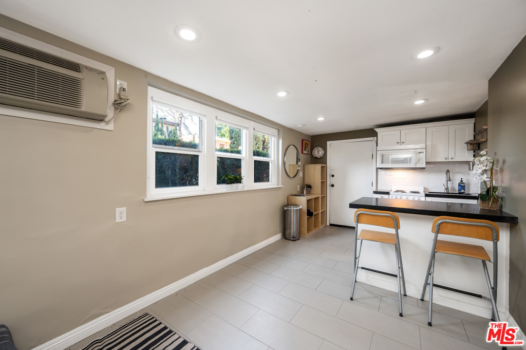 2146 Beachwood Terrace Property Photo 41