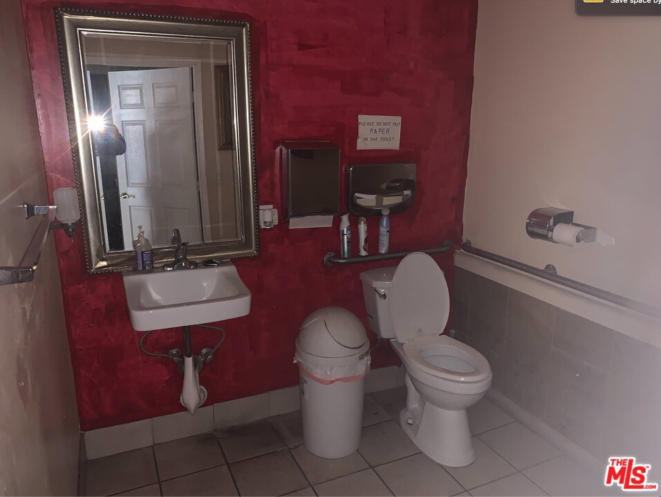 1529 Wilshire Boulevard Property Photo 15