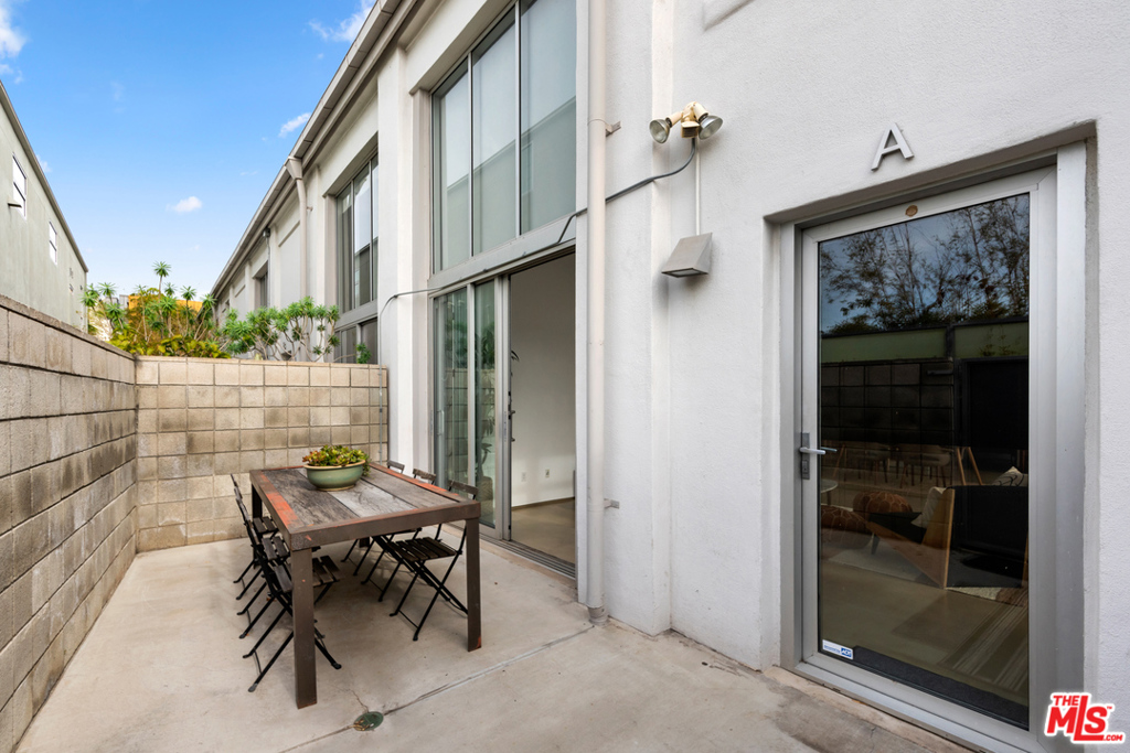 2100 Abbot Kinney Boulevard A Property Photo 8