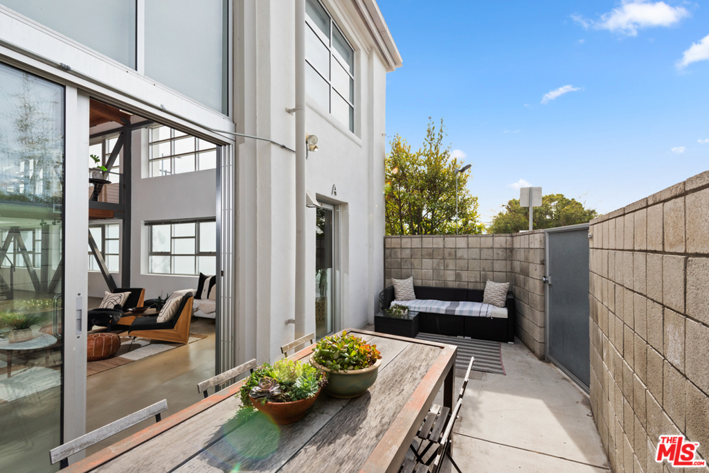 2100 Abbot Kinney Boulevard A Property Photo 9