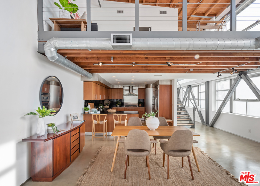 2100 Abbot Kinney Boulevard A Property Photo 11