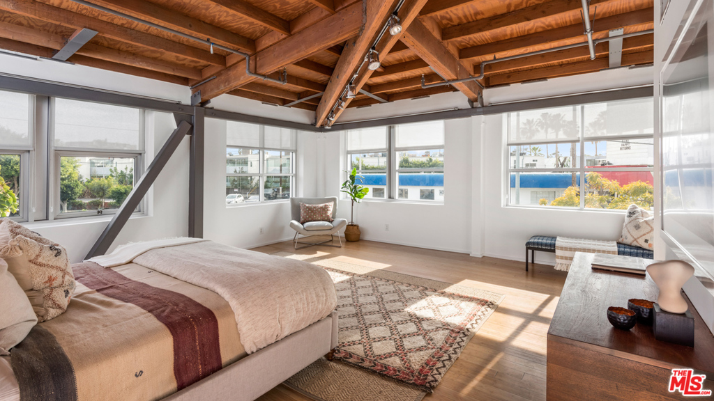 2100 Abbot Kinney Boulevard A Property Photo 19