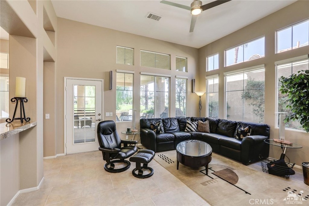 29593 Sandy Court Property Photo 6