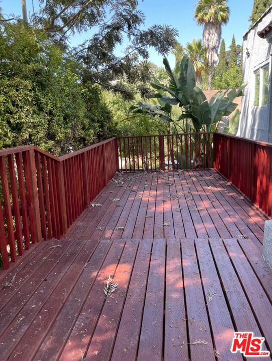 802 N Dillon Street Property Photo 23