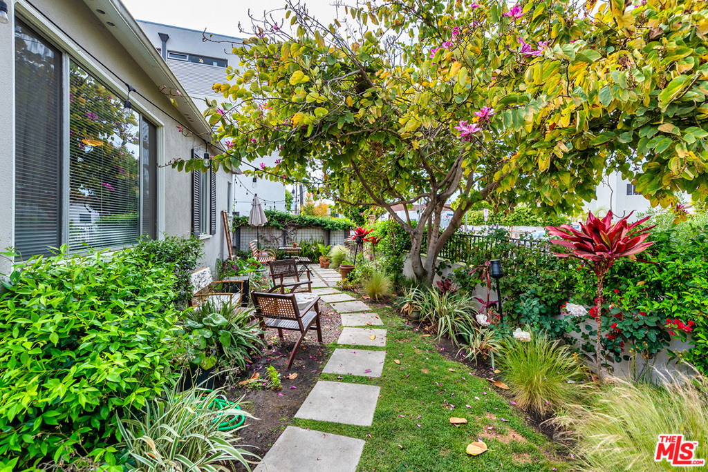 2339 Abbot Kinney Boulevard Property Photo 13
