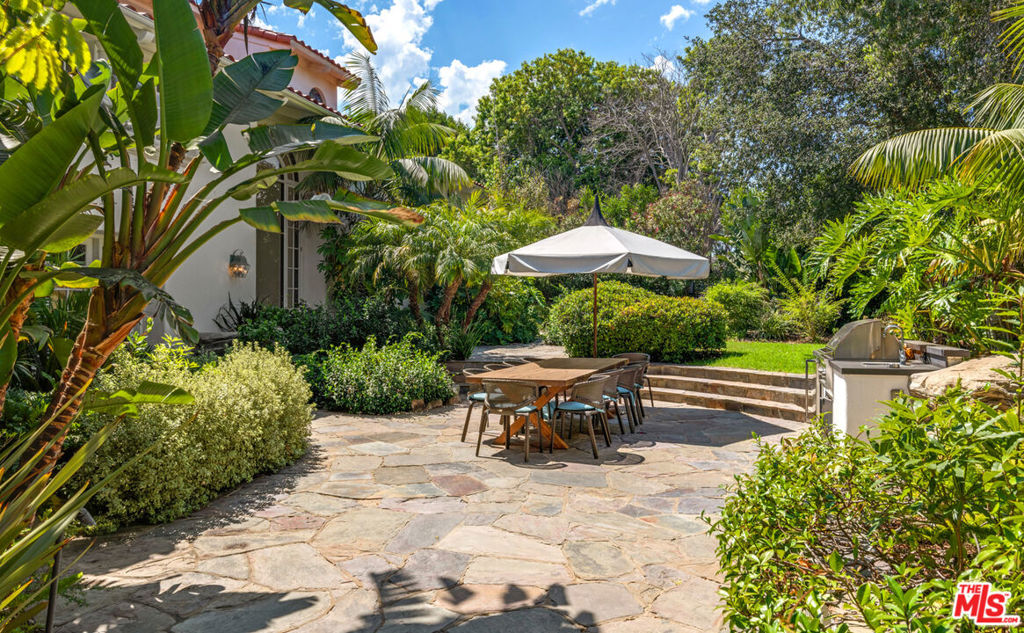 28899 Cliffside Drive Property Photo 44