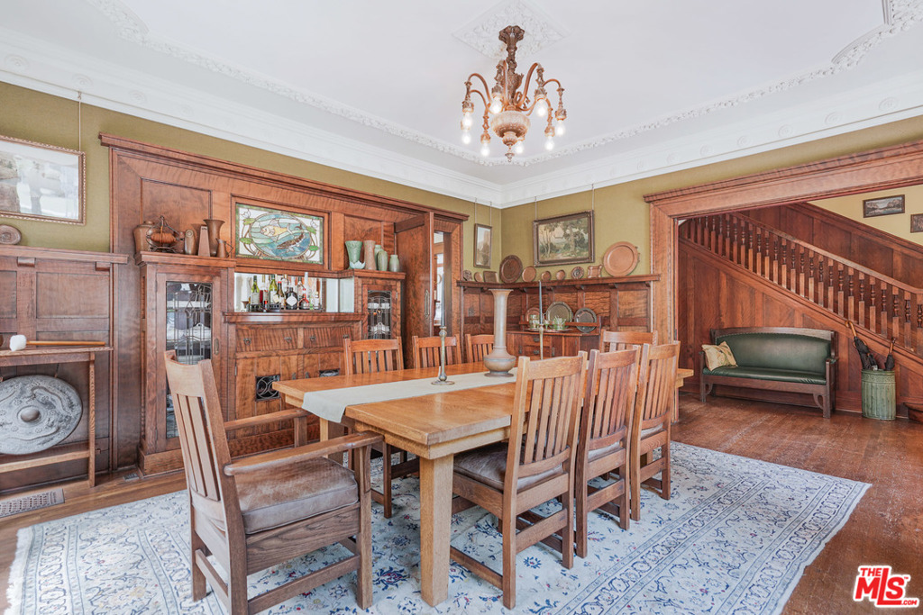 4311 Victoria Park Drive Property Photo 10