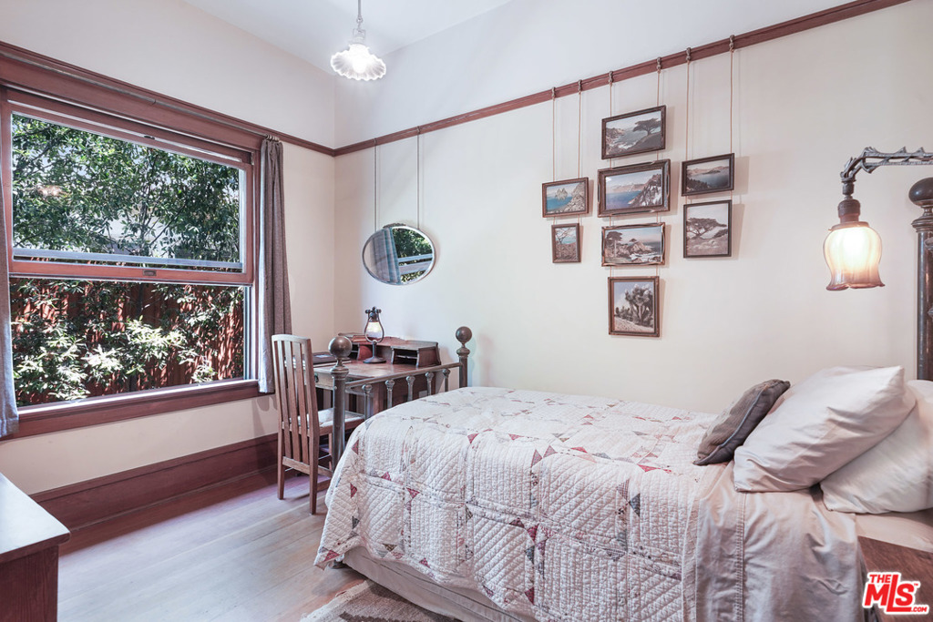 4311 Victoria Park Drive Property Photo 15