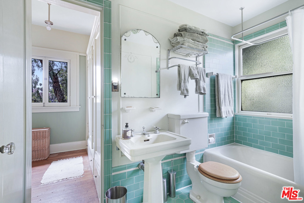 4311 Victoria Park Drive Property Photo 24