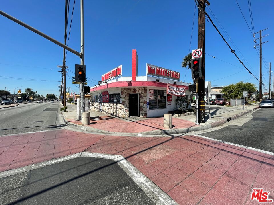 1455 E Rosecrans Avenue Property Photo 1