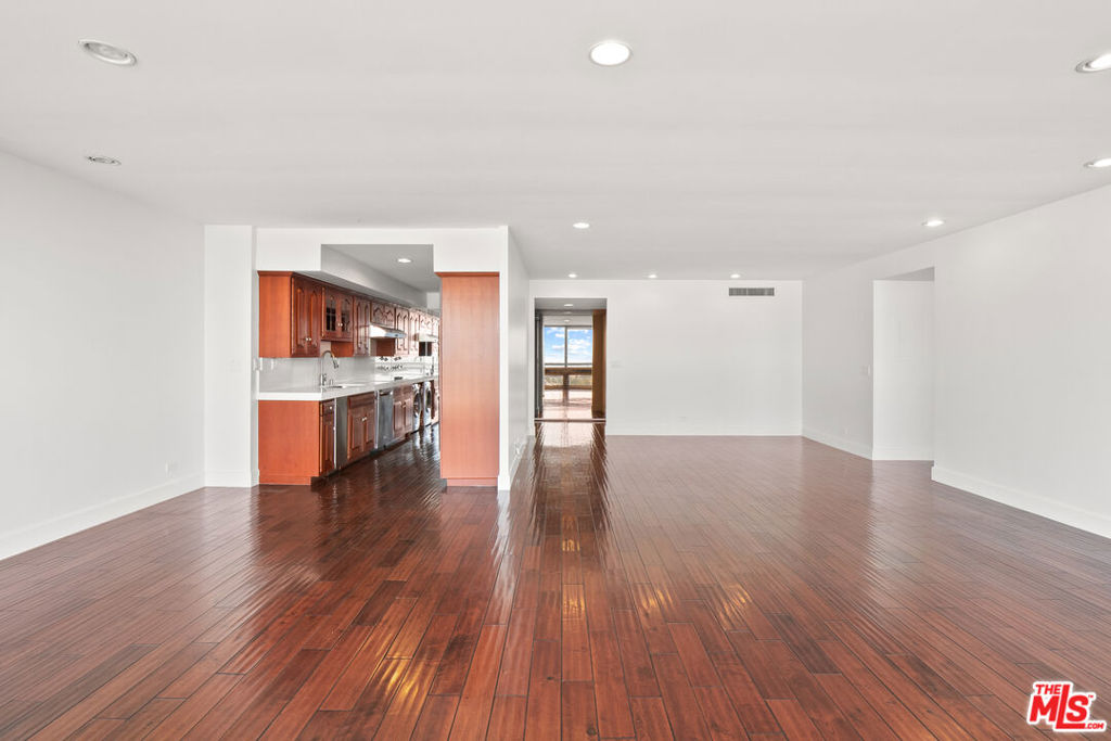 2220 Avenue Of The Stars 1501 Property Photo 6