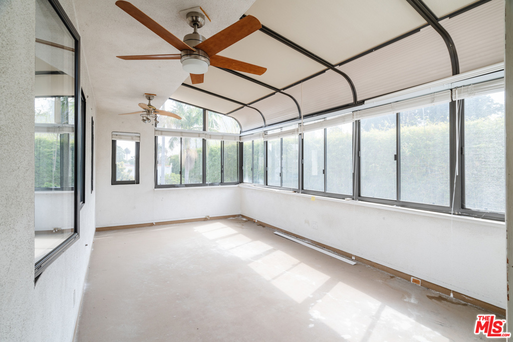3875 Marcasel Avenue Property Photo 29
