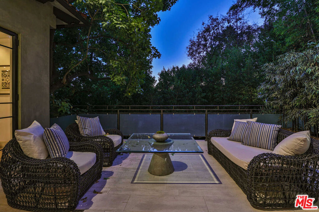 7801 Hillside Avenue Property Photo 4