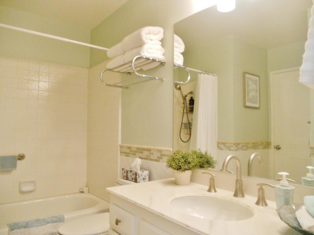 128 Castellana Property Photo 18