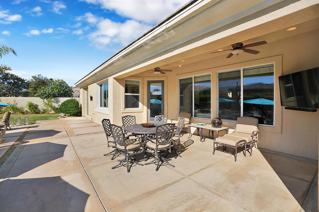 219033647PS Property Photo 22