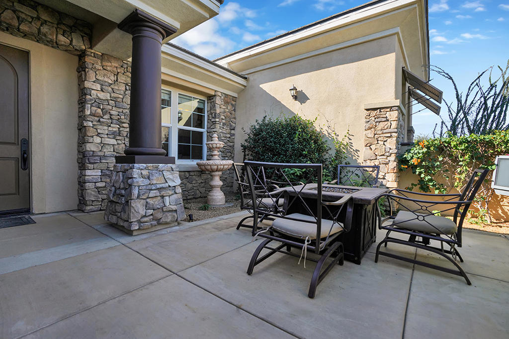 219033647PS Property Photo 26