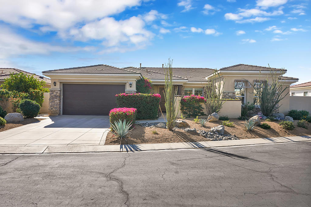 219033647PS Property Photo 28