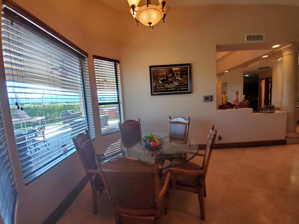 219035399PS Property Photo 11