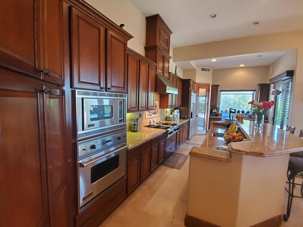 219035399PS Property Photo 14