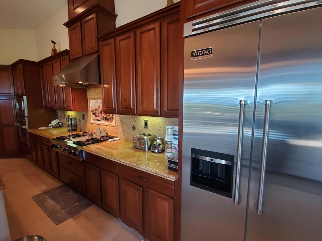 219035399PS Property Photo 15