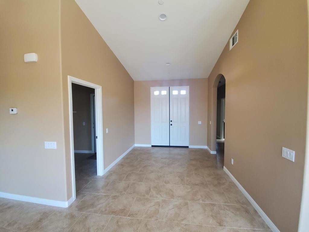 219036951PS Property Photo 8