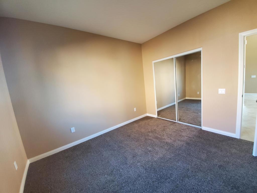 219036951PS Property Photo 23