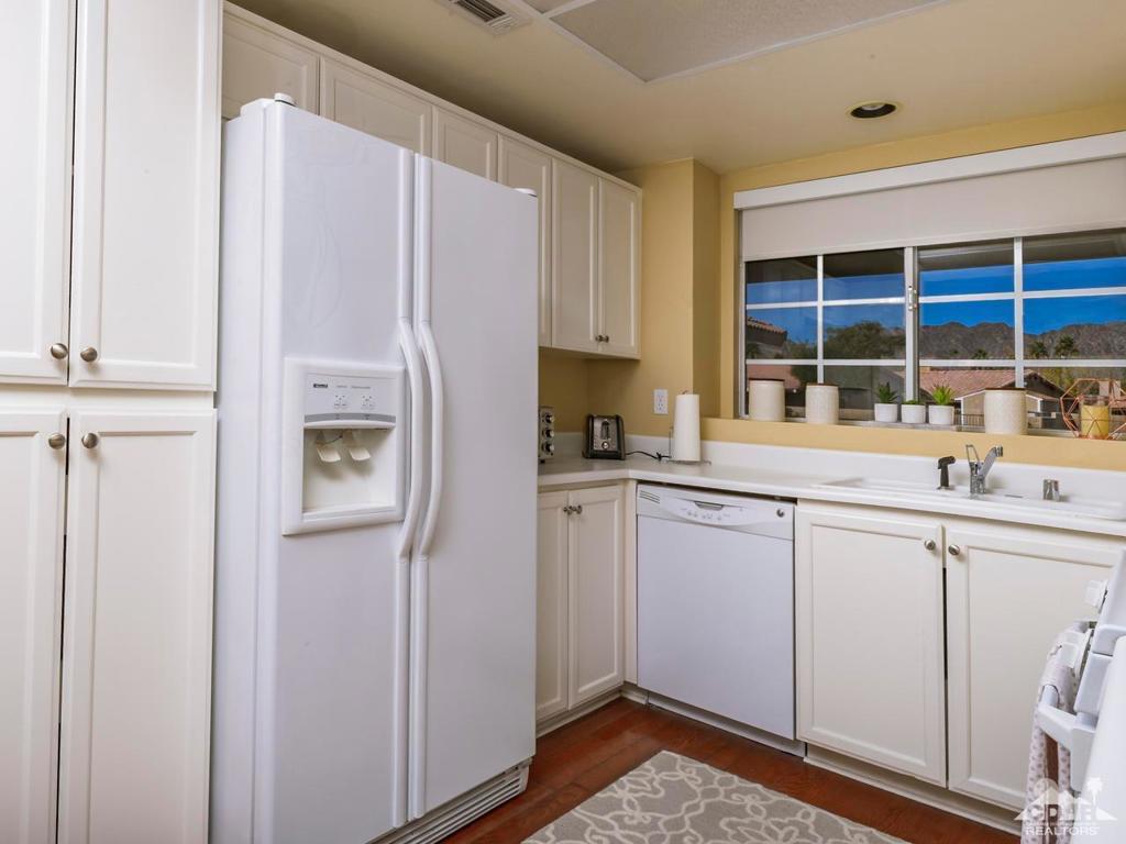 78225 Desert Fall Way Property Photo 9