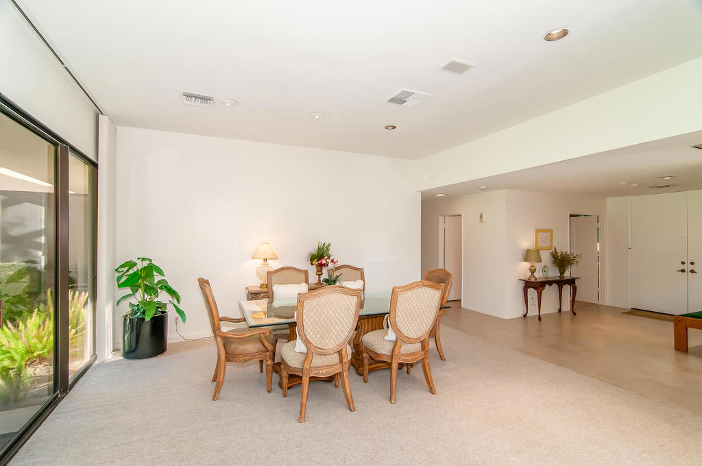 11 Wake Forest Court Property Photo 14