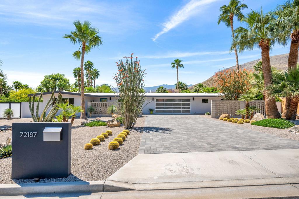 72187 Desert Drive Property Photo 3