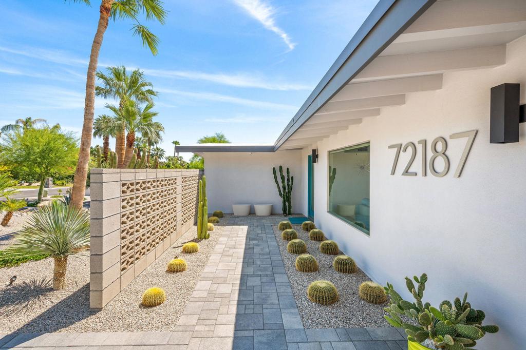 72187 Desert Drive Property Photo 16