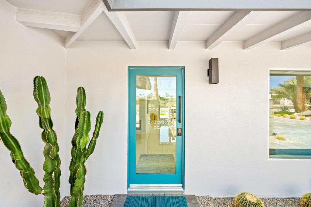 72187 Desert Drive Property Photo 17