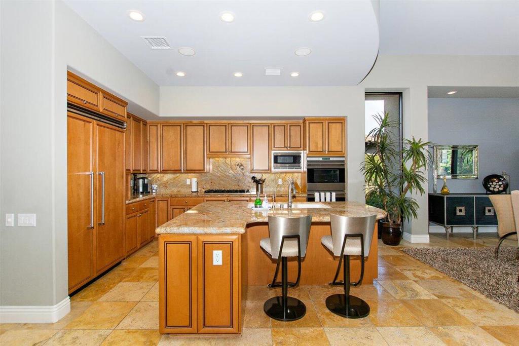 45634 Appian Way Way Property Photo 11