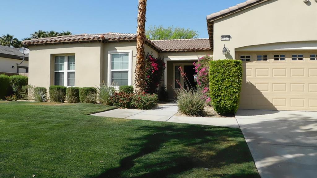 81278 Golden Barrel Way Property Photo 2