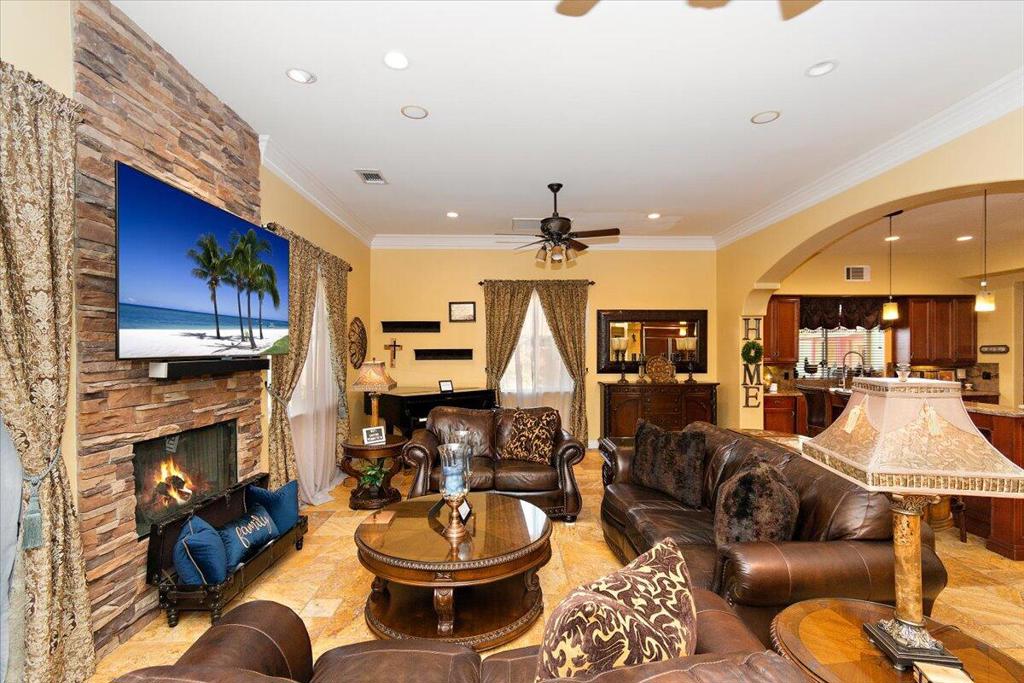 39588 Picasso Court Property Photo 6